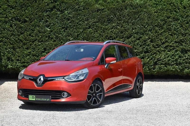 Outra Usado 2013 Renault Clio IV Carrinha | € 9.950 (Preço justo) - Imagem 1/4