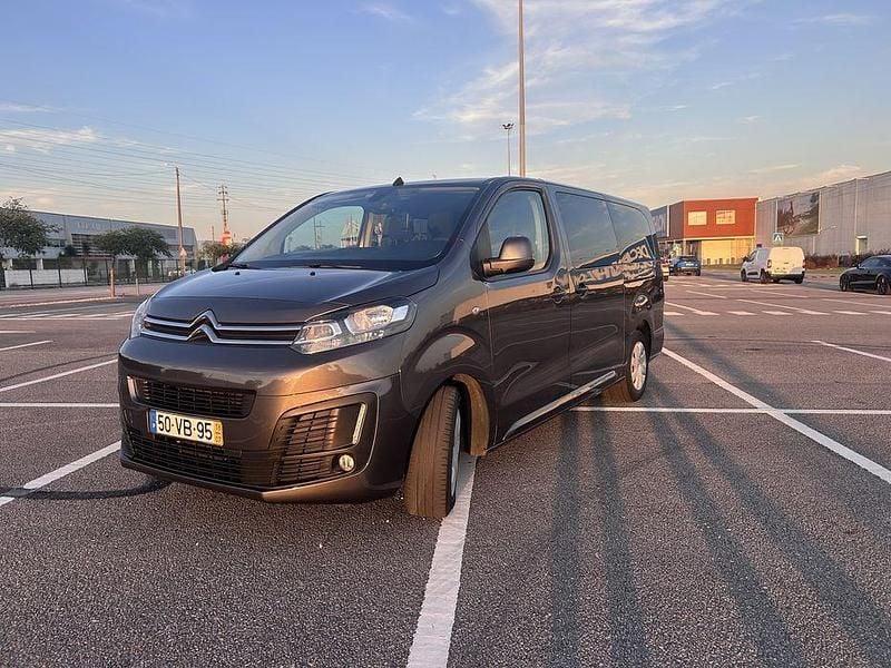 Usado 2018 Citroën Spacetourer Van | € 24.990 - Imagem 1/4