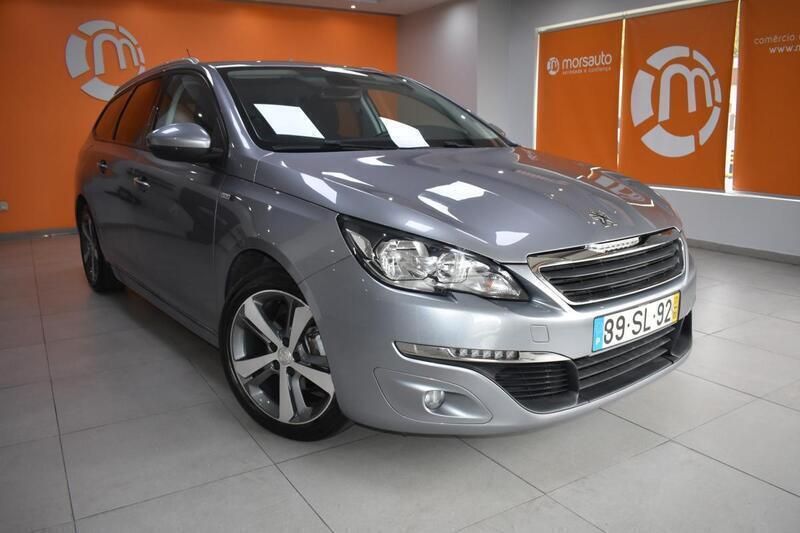 Cinza Usado 2017 Peugeot 308 Style Carrinha | € 14.400 (Preço elevado) - Imagem 1/4