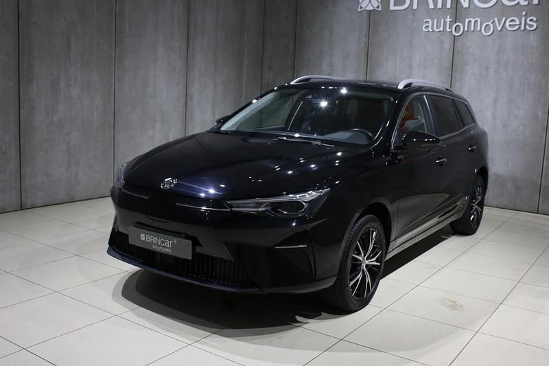 Usado MG MG5 EV Luxury 130 kW (177 HP) 2023 Preto Carrinha