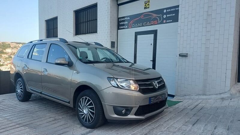 Usado 2014 Dacia Logan Sedan | € 8.950 - Imagem 1/4