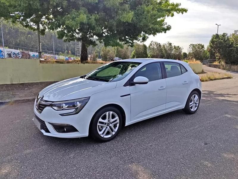Usado Renault Mégane IV Experience 100 HP (73 kW) 2016 Branco Sedan