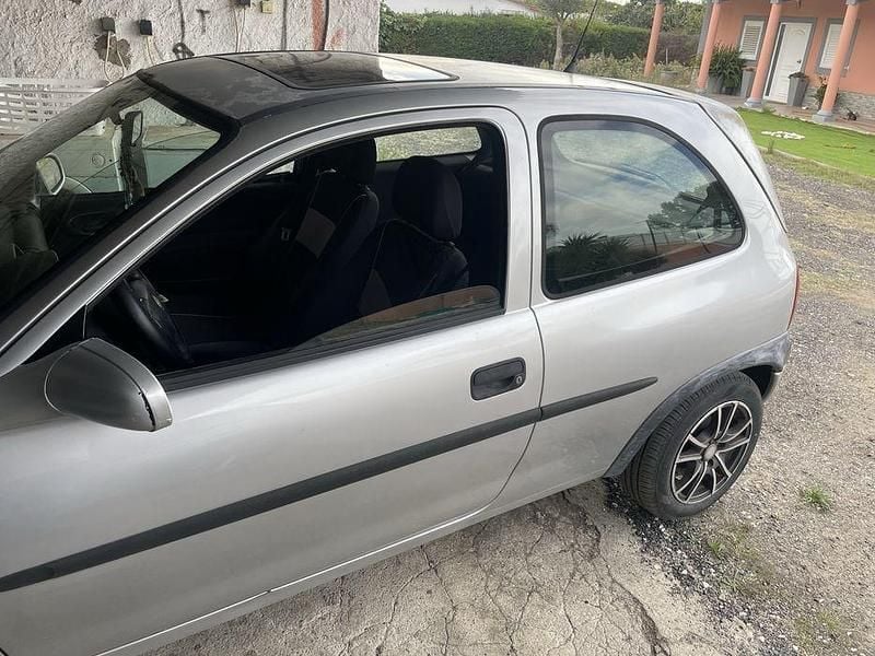 Usado 1999 Opel Corsa | € 1.800 (Preço justo) - Imagem 1/4