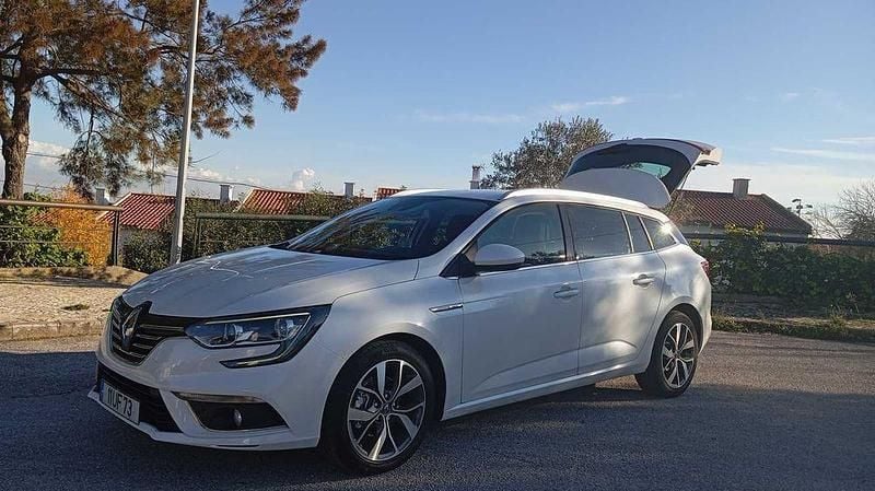 Usado 2018 Renault Mégane GT Line GT-Line Sedan | € 14.800 (Preço justo) - Imagem 1/4
