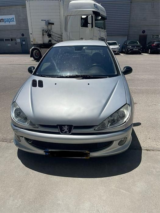 Usado 2005 Peugeot 206 | € 2.999 (Preço justo) - Imagem 1/4