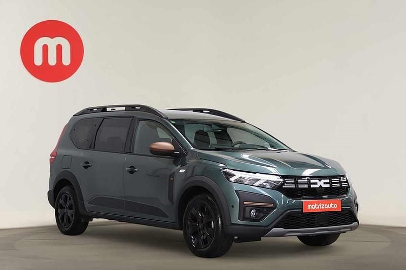 Verde Usado 2024 Dacia Jogger | € 22.499 (Preço elevado) - Imagem 1/4