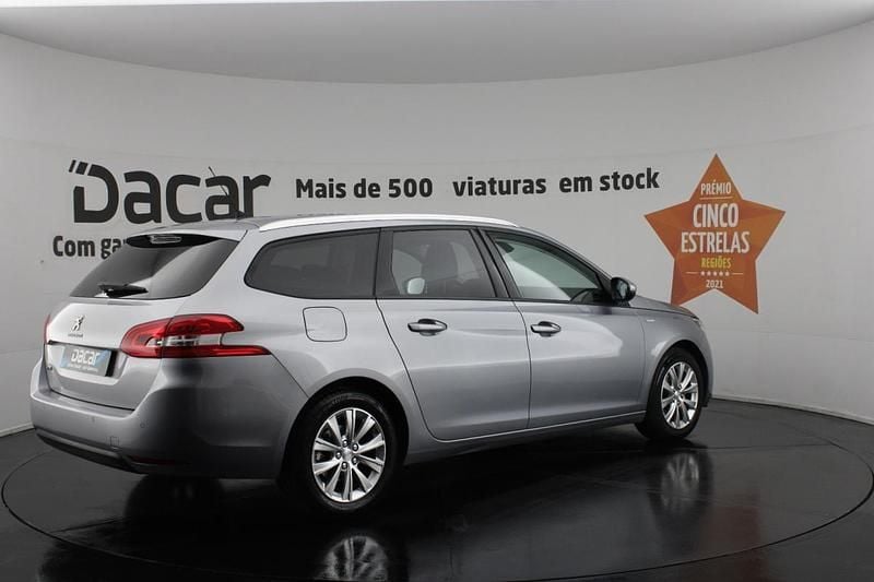 Cinza Usado 2020 Peugeot 308 Style Carrinha | € 12.499 (Bom preço) - Imagem 1/2