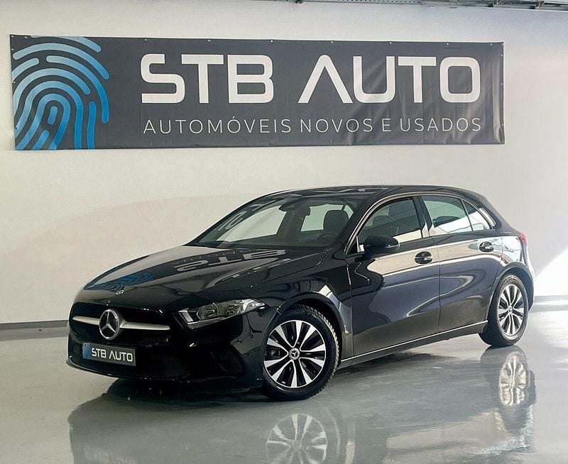 Preto Usado 2021 Mercedes A160 Style | € 24.980 (Bom preço) - Imagem 1/4