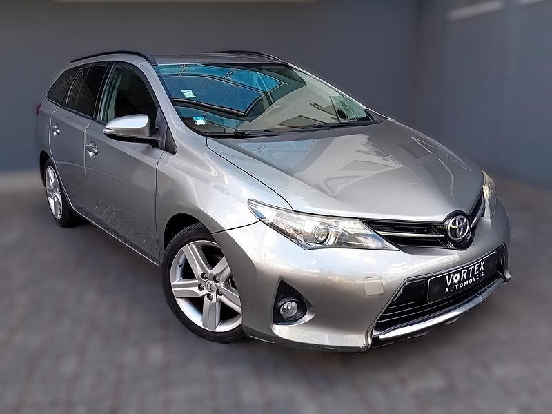 Cinza Usado 2015 Toyota Auris Sport Carrinha | € 10.250 (Super Preço) - Imagem 1/4