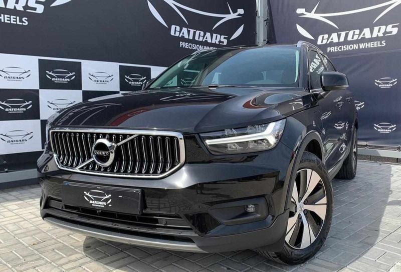 Preto Usado 2021 Volvo XC40 SUV | € 30.000 (Bom preço) - Imagem 1/4