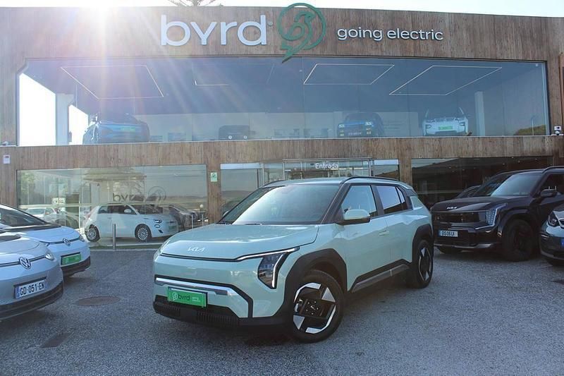 Verde Usado 2025 Kia EV6 SUV | € 41.900 - Imagem 1/4
