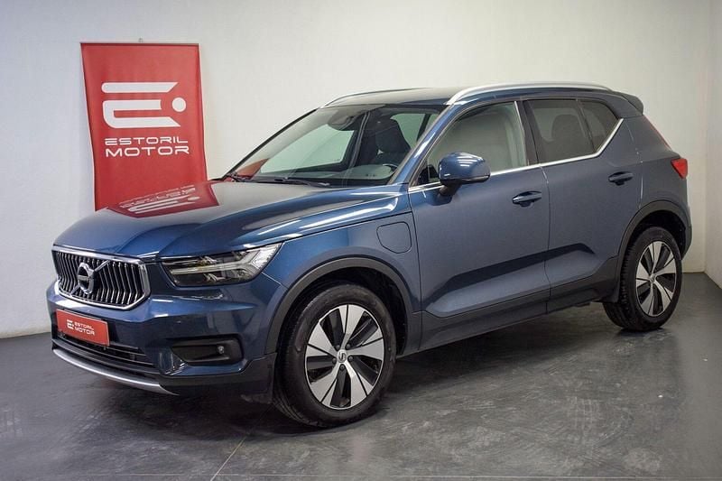 Azul Usado 2021 Volvo XC40 Inscription SUV | € 29.450 (Bom preço) - Imagem 1/4