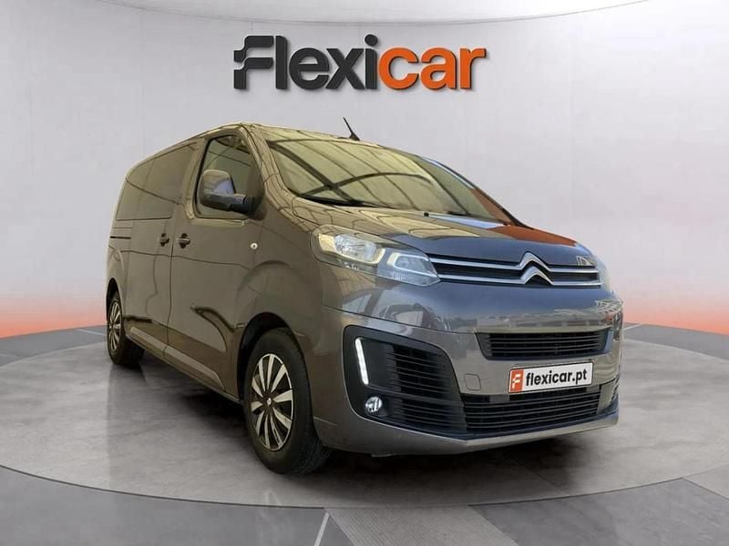 Cinza Usado 2017 Citroën Spacetourer Feel Monovolume | € 19.990 (Preço justo) - Imagem 1/4