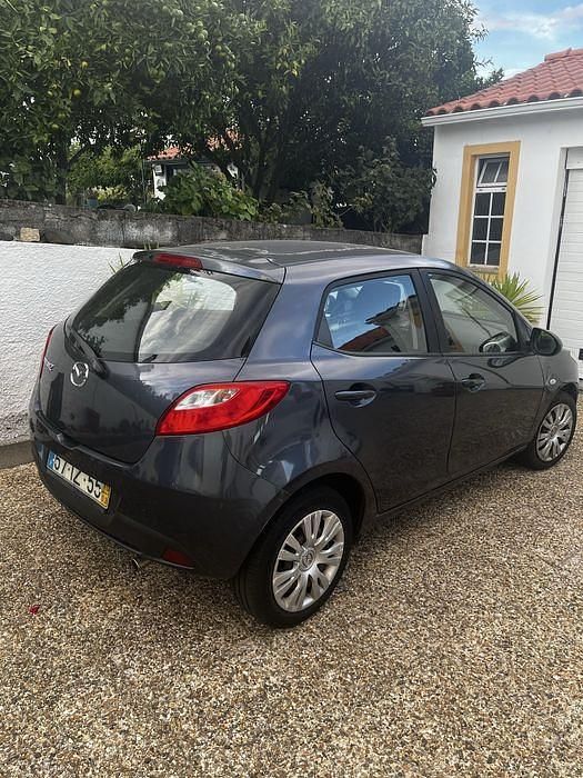 Usado 2010 Mazda 2 Sedan | € 3.050 - Imagem 1/4