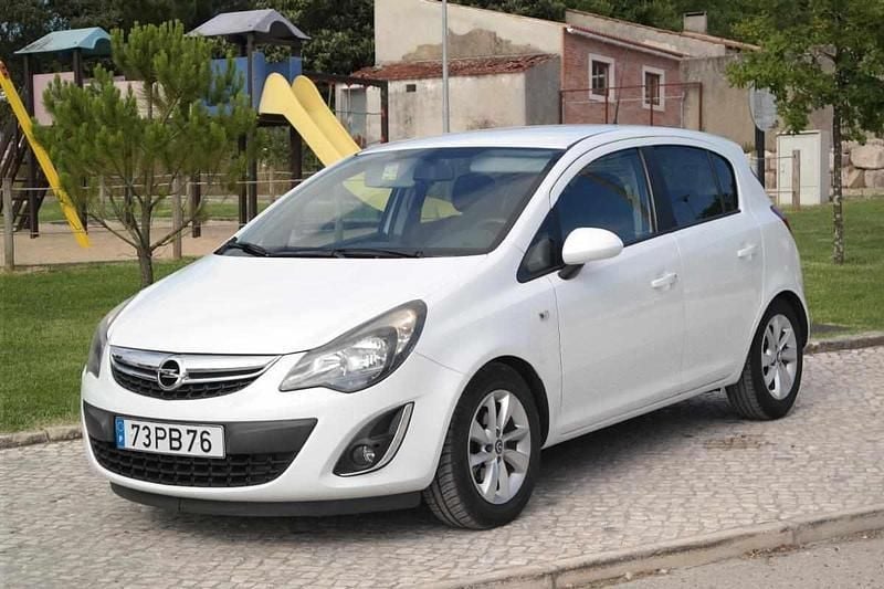 Branco Usado 2014 Opel Corsa Citadino | € 6.950 (Preço justo) - Imagem 1/4