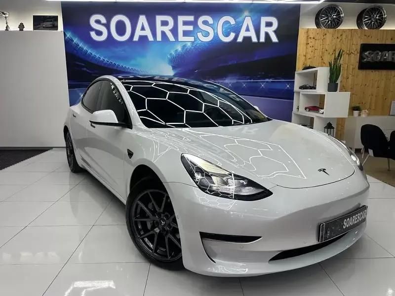 Usado Tesla Model 3 Long Range AWD 366 kW (498 HP) 2021 Branco Sedan