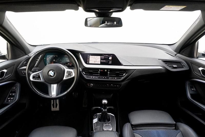 Usado BMW 116 Performance 116 HP (85 kW) 2022 Cinza Citadino