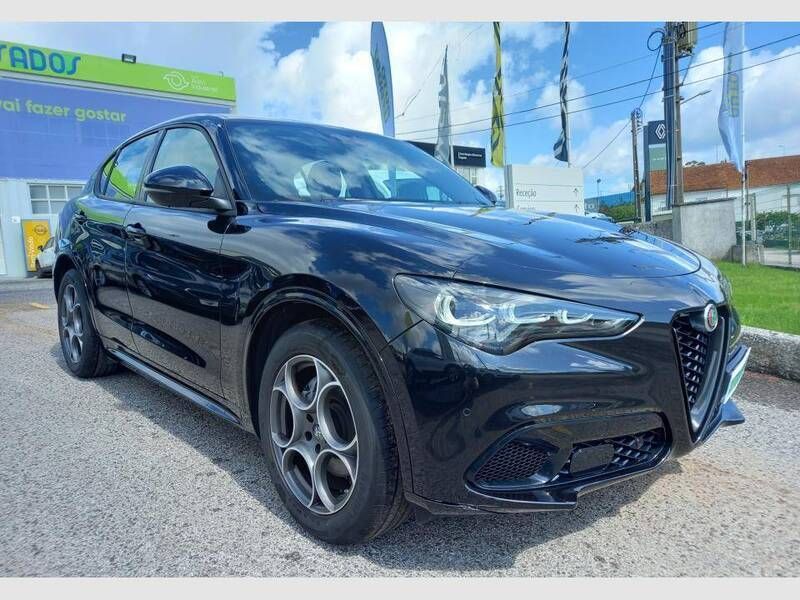 Usado Alfa Romeo Stelvio 210 HP (154 kW) 2025 Preto SUV