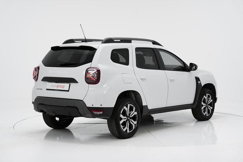 Usado Dacia Duster 101 HP (74 kW) 2023 Branco SUV