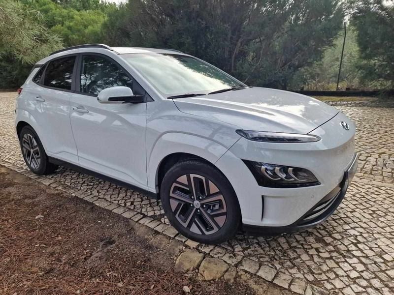 Branco Usado 2021 Hyundai Kauai SUV | € 19.500 (Preço justo) - Imagem 1/4
