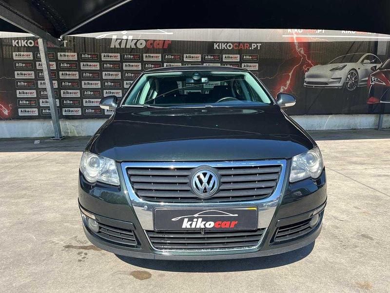 Usado VW Passat Highline 140 HP (102 kW) 2005 Verde Sedan