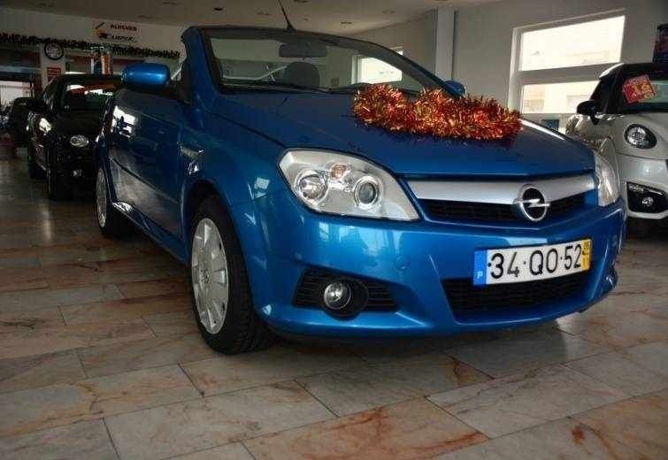 Azul Usado 2005 Opel Tigra Cabrios | € 6.900 - Imagem 1/4