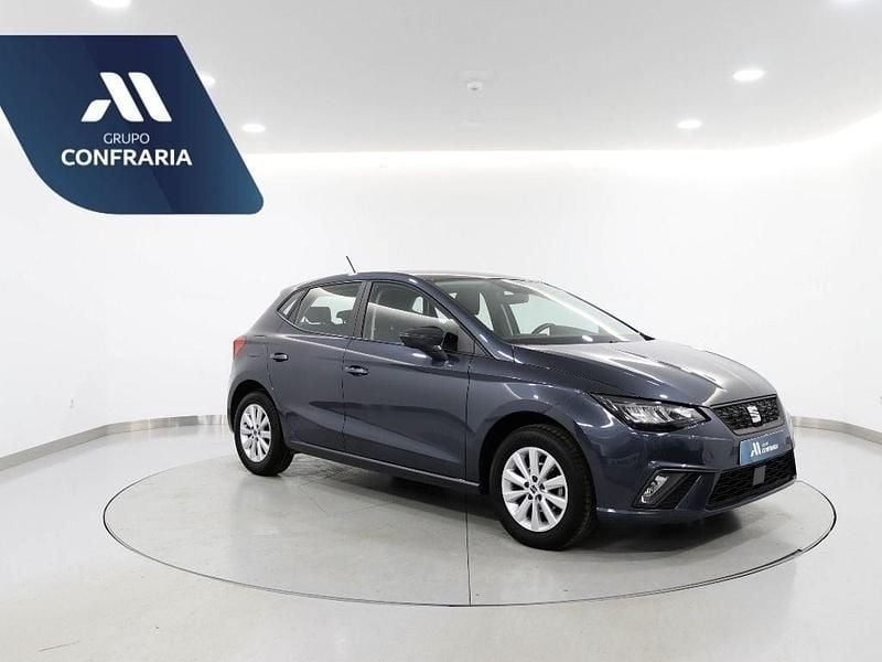 Usado Seat Ibiza Style 95 HP (69 kW) 2024 Cinza Citadino