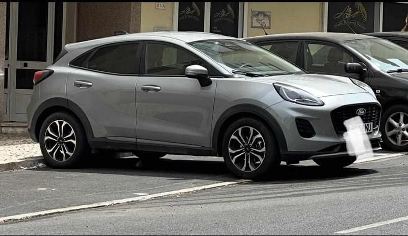 Cinzento Usado 2024 Ford Puma | € 19.500 (Super Preço) - Imagem 1/3