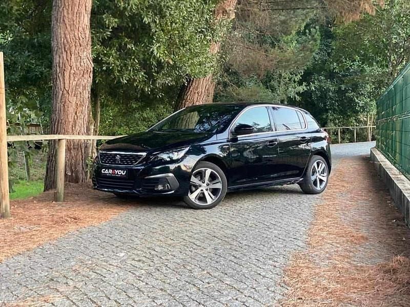 Preto Usado 2020 Peugeot 308 GT-line | € 22.900 - Imagem 1/4