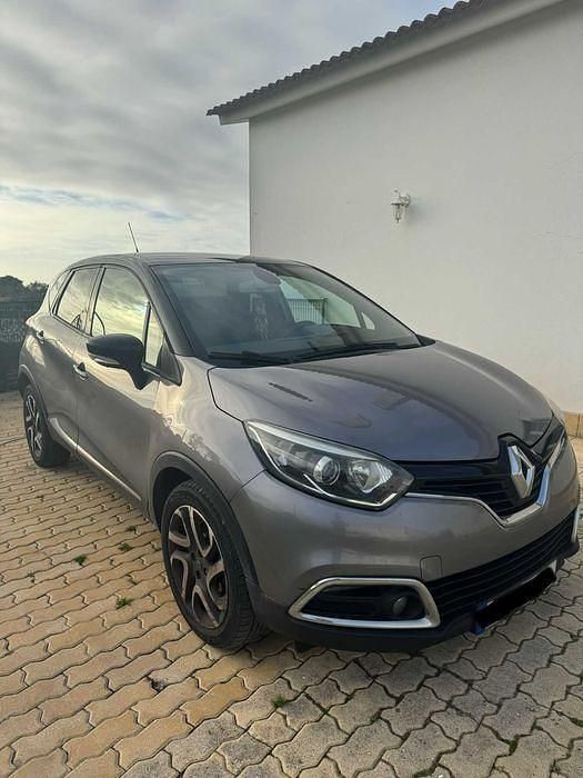 Usado Renault Captur 90 HP (66 kW) 2015 SUV