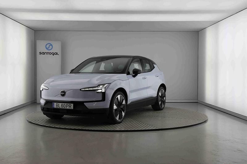 Branco Usado 2024 Volvo EX30 Ultra SUV | € 41.990 (Bom preço) - Imagem 1/4