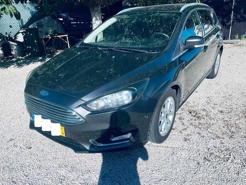 Cinzento Usado 2017 Ford Focus Carrinha | € 10.499 (Super Preço) - Imagem 1/4