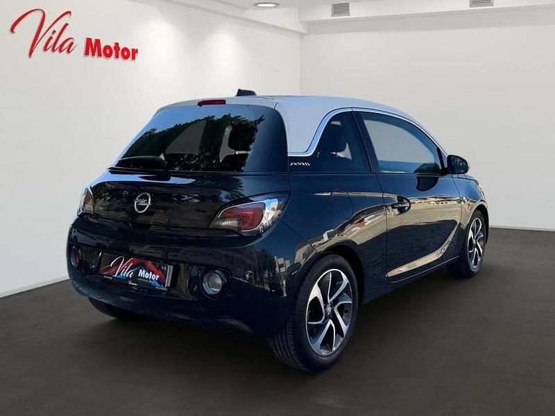 Usado Opel Adam 115 HP (84 kW) 2016 Preto Citadino