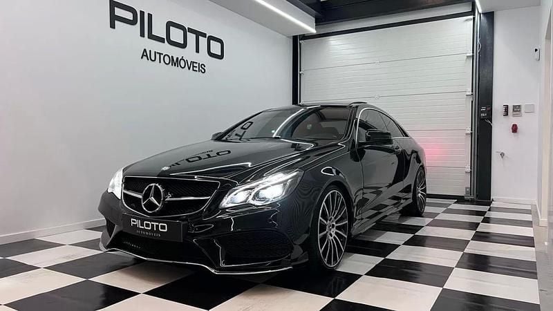 Preto Usado 2015 Mercedes E220 Coupé | € 24.990 (Preço elevado) - Imagem 1/4