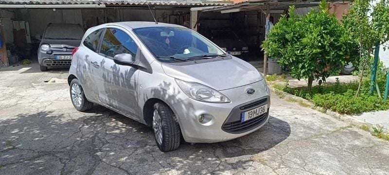 Cinzento Usado 2011 Ford Ka Citadino | € 5.000 (Super Preço) - Imagem 1/4