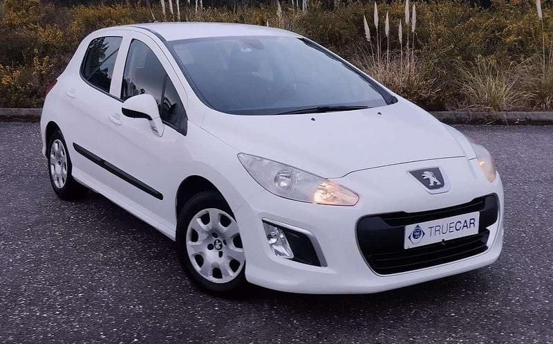 Usado Peugeot 308 90 HP (66 kW) 2011 Branco