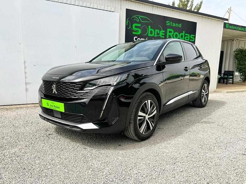Preto Usado 2023 Peugeot 3008 Active SUV | € 32.900 (Caro) - Imagem 1/4