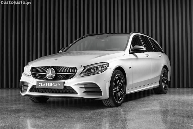 Cinza Usado 2021 Mercedes C300e AMG line Carrinha | € 29.950 (Preço justo) - Imagem 1/1