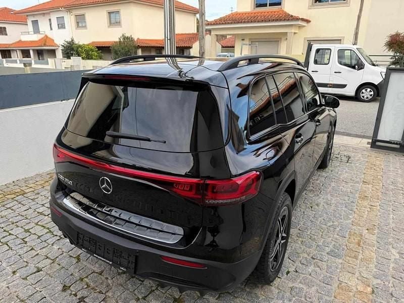 Usado Mercedes EQB250 164 kW (224 HP) 2024 Outra SUV