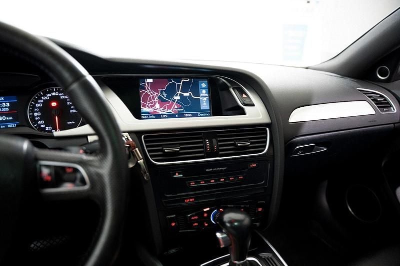 Usado Audi A4 S-Line 143 HP (105 kW) 2008 Branco Carrinha