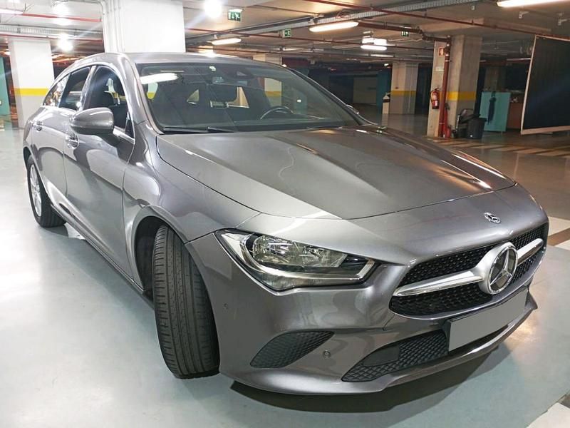 Usado Mercedes CLA200 Shooting Brake Style 150 HP (110 kW) 2021 Cinza Carrinha