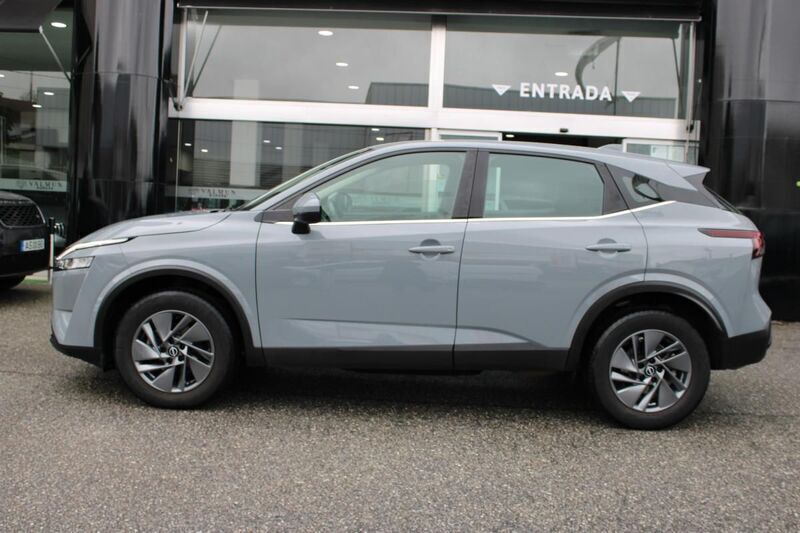 Usado Nissan Qashqai 158 HP (116 kW) 2023 Cinzento SUV