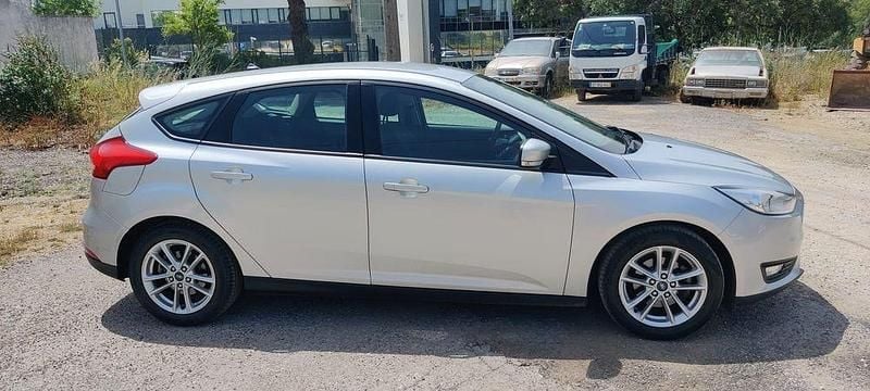 Usado 2018 Ford Focus Sedan | € 8.500 (Super Preço) - Imagem 1/4