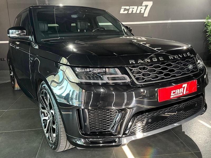Preto Usado 2021 Land Rover Range Rover SE SUV | € 64.990 - Imagem 1/4