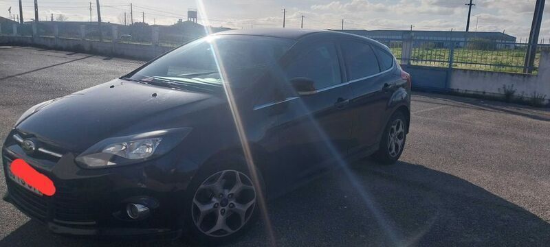 Usado 2013 Ford Focus Sedan | € 6.000 (Preço justo) - Imagem 1/4