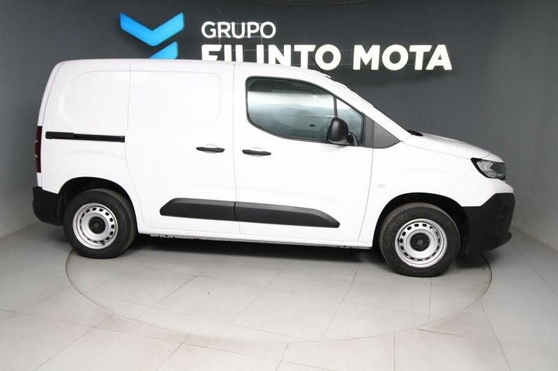 Branco Usado 2025 Peugeot Partner Van | € 20.490 (Preço justo) - Imagem 1/4