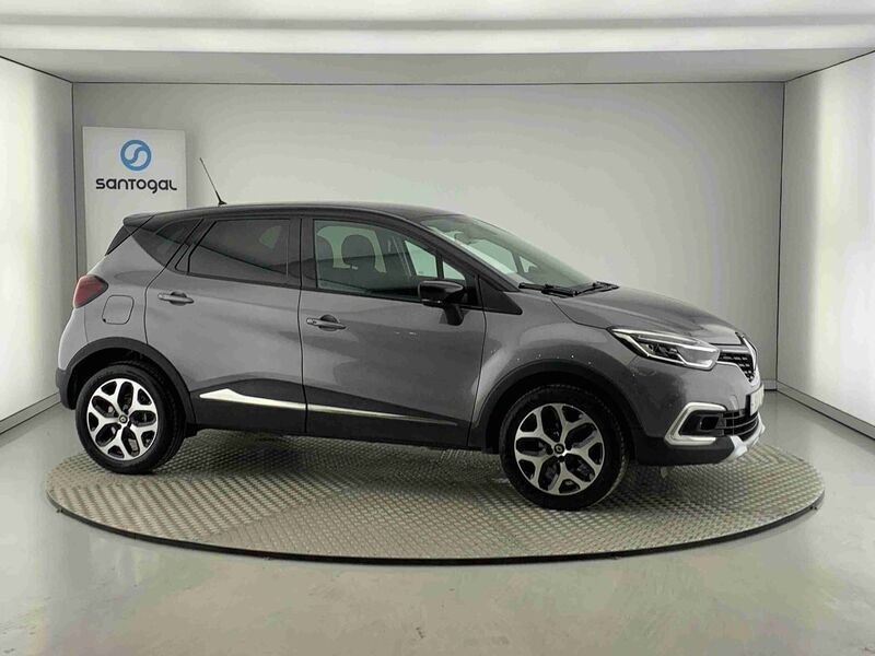 Cinzento Usado 2017 Renault Captur SUV | € 14.990 (Preço elevado) - Imagem 1/4