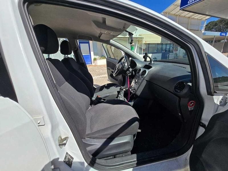 Usado Opel Corsa 90 HP (66 kW) 2013 Branco Citadino
