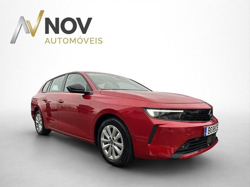 Vermelho Usado 2023 Opel Astra Edition Carrinha | € 22.300 (Preço justo) - Imagem 1/4