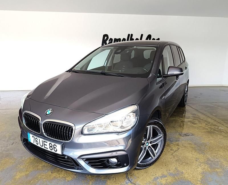 Cinza Usado 2018 BMW 216 Gran Tourer Sport Line Monovolume | € 18.750 (Preço justo) - Imagem 1/4